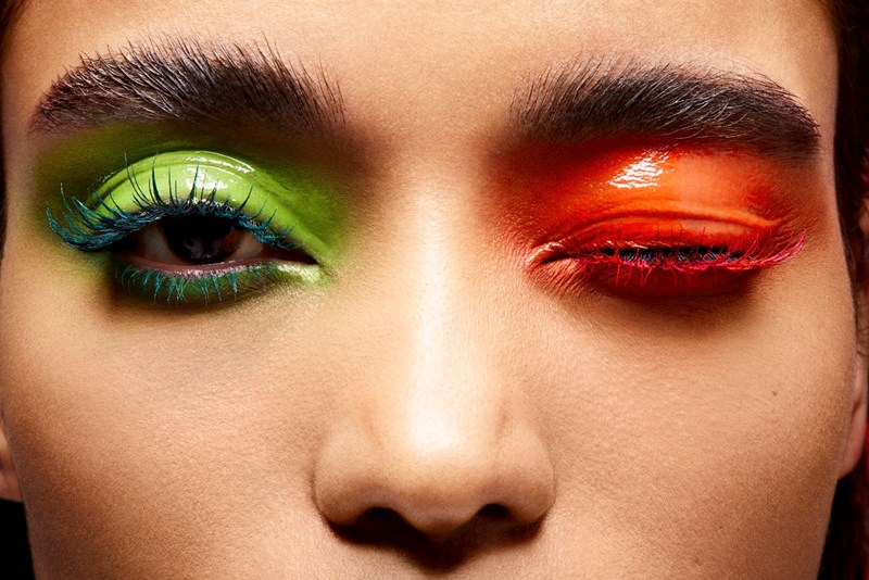 Colour splash: Παίξε με το χρώμα για τα πιο cool μακιγιάζ του καλοκαιριού - εικόνα 1