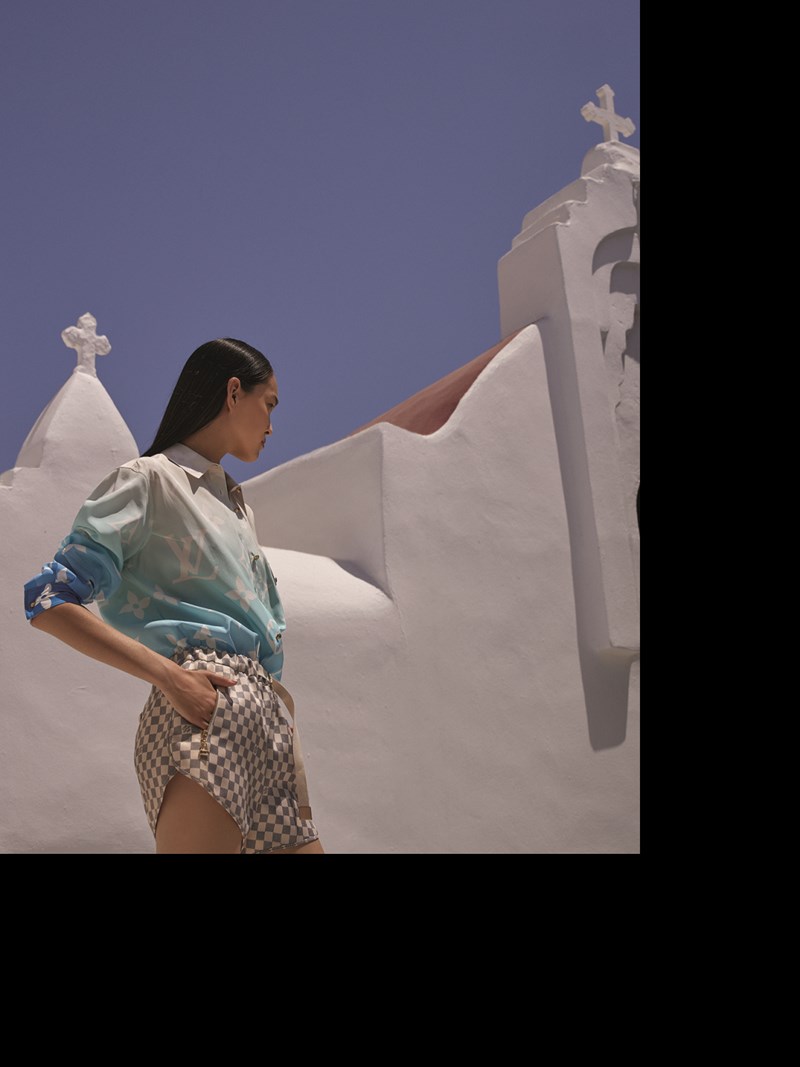 Mykonos Calling: 8 luxury κομμάτια σε πάνε παραλία με άψογο στυλ - εικόνα 3