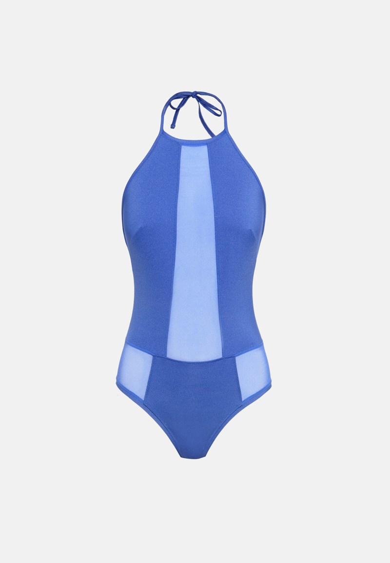 Απέραντο Γαλάζιο: Ακόμα κι αν έχεις μείνει στην πόλη, αυτά τα 21 items θα σε βάλουν σε καλοκαιρινό mood - εικόνα 16