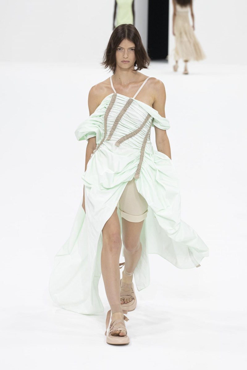 Sportmax Spring/Summer 2022: Μια συλλογή συνώνυμη της γαλήνης - εικόνα 4