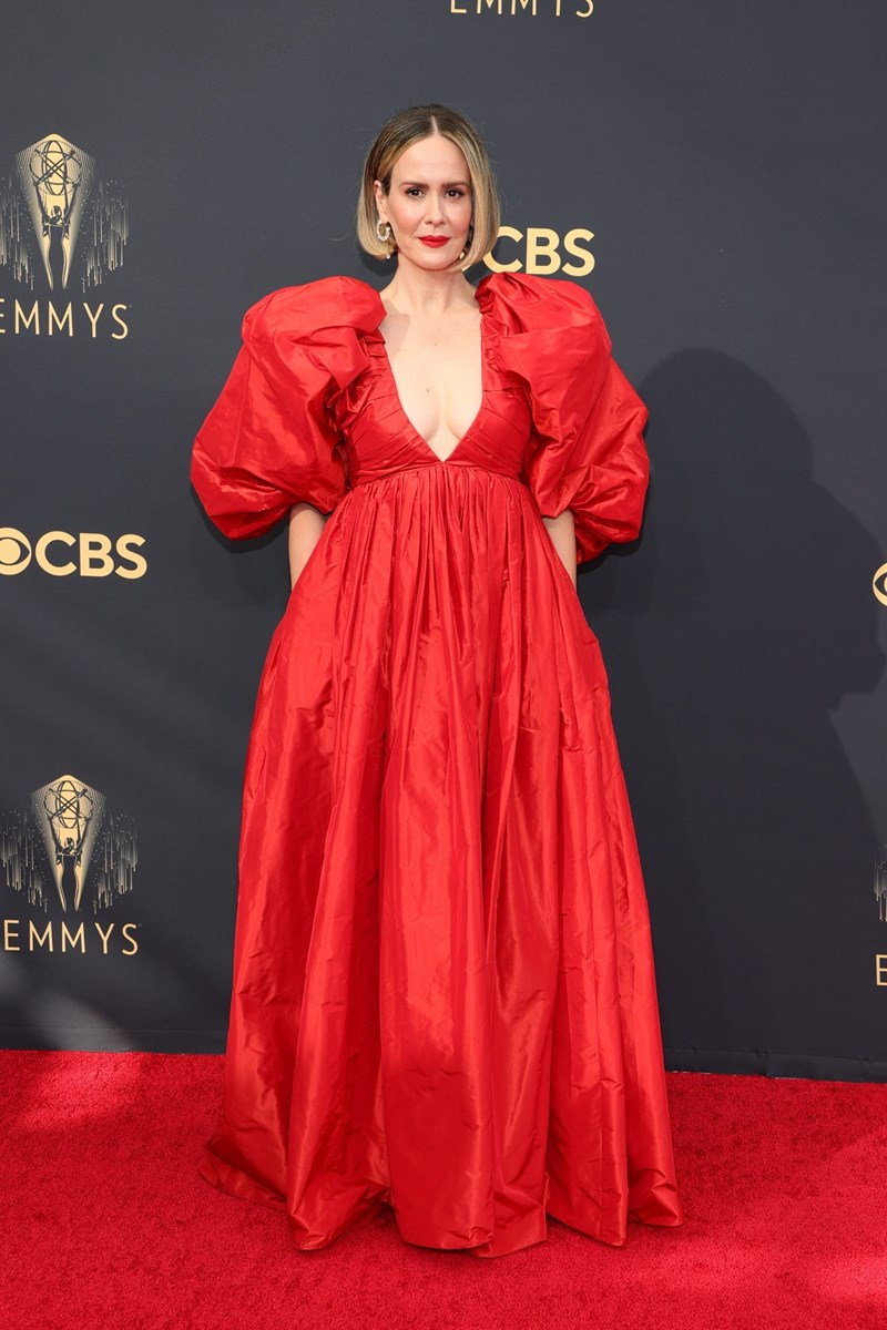 Emmys 2021: Τα ωραιότερα looks στο red carpet - εικόνα 4