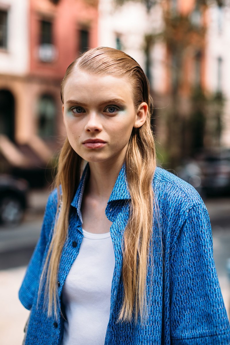 Fashion Month: Όλα τα street style χτενίσματα που θα απογειώσουν τα look του φθινοπώρου - εικόνα 3