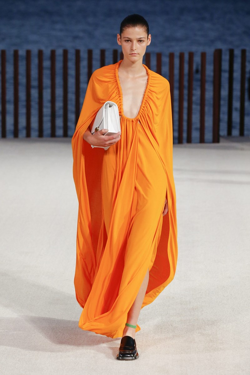 Οι οίκοι Moschino και Proenza Schouler μονοπώλησαν το ενδιαφέρον μας στην New York Fashion Week SS22 - εικόνα 5