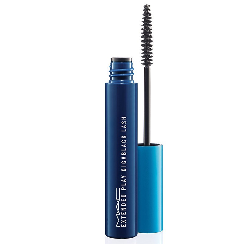 Denika Bedrossian: H make-up artist της Hailey Bieber αποκαλύπτει 5 beauty προϊόντα που δεν αποχωρίζεται ποτέ - εικόνα 4