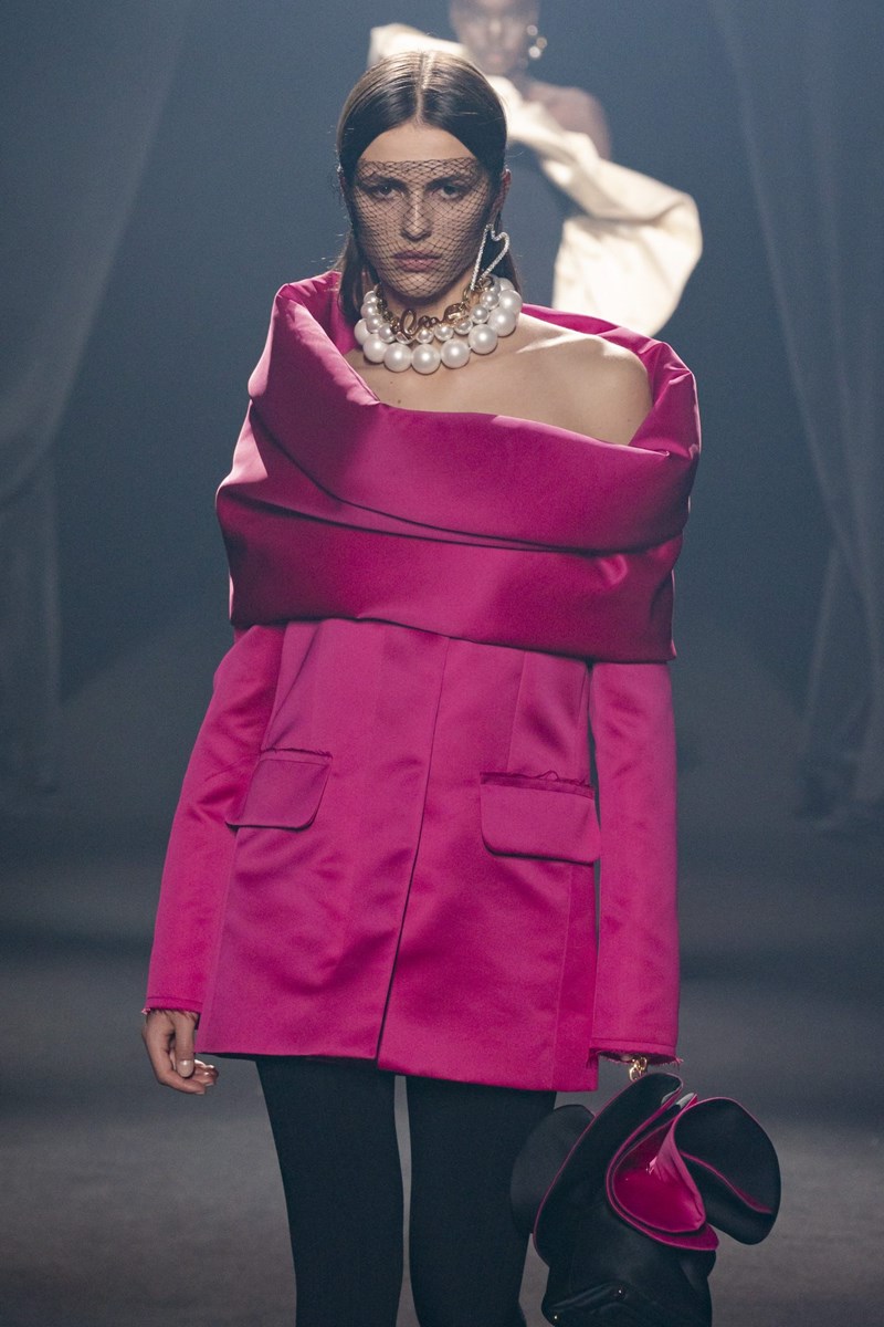 Love Brings Love: To show στη μνήμη του Alber Elbaz ήταν το καλύτερο (και πιο συγκινητικό) φινάλε για τον fashion month - εικόνα 4