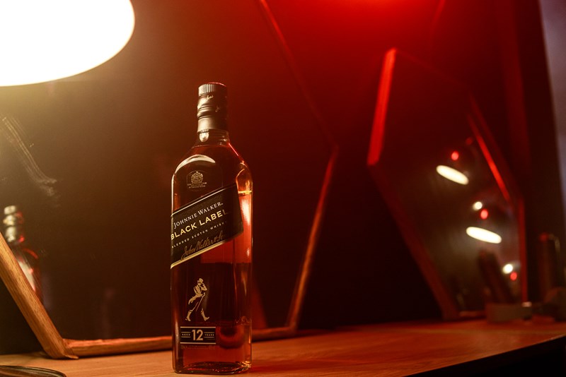 To Johnnie Walker και ο Κωνσταντίνος Αργυρός στηρίζουν τη live μουσική - εικόνα 1