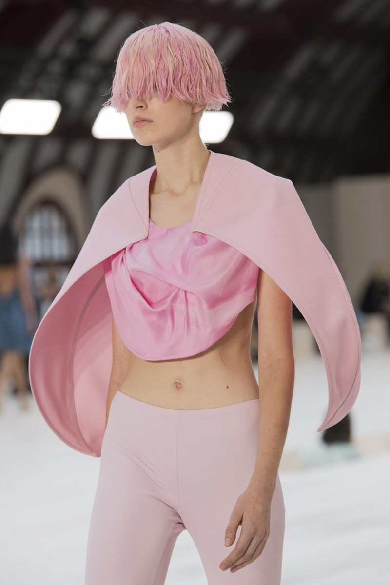 Όλα τα beauty looks που ξεχωρίσαμε και από την Εβδομάδα Μόδας του Παρισιού - εικόνα 1