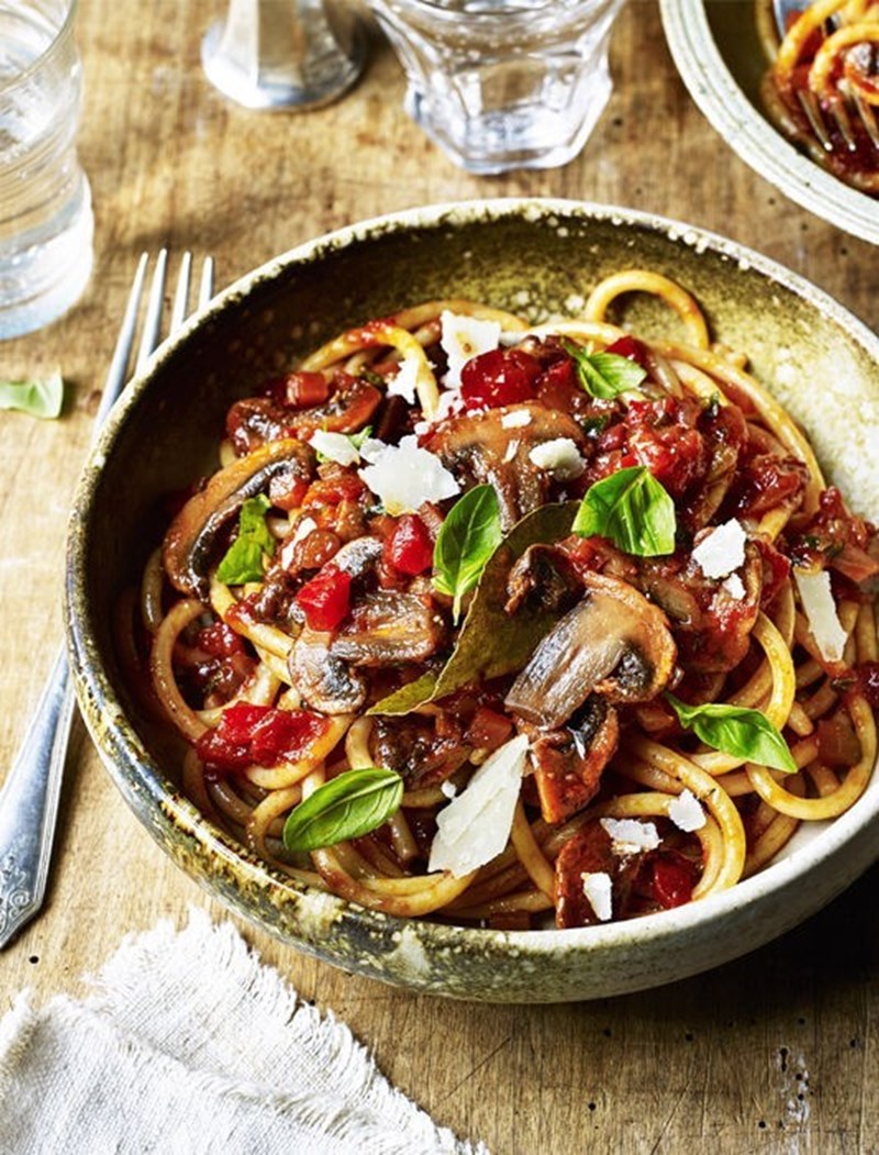 Παγκόσμια Ημέρα Ζυμαρικών: 4 +1 μακαρονάδες που θα τρελάνουν τον ουρανίσκο σου - εικόνα 4