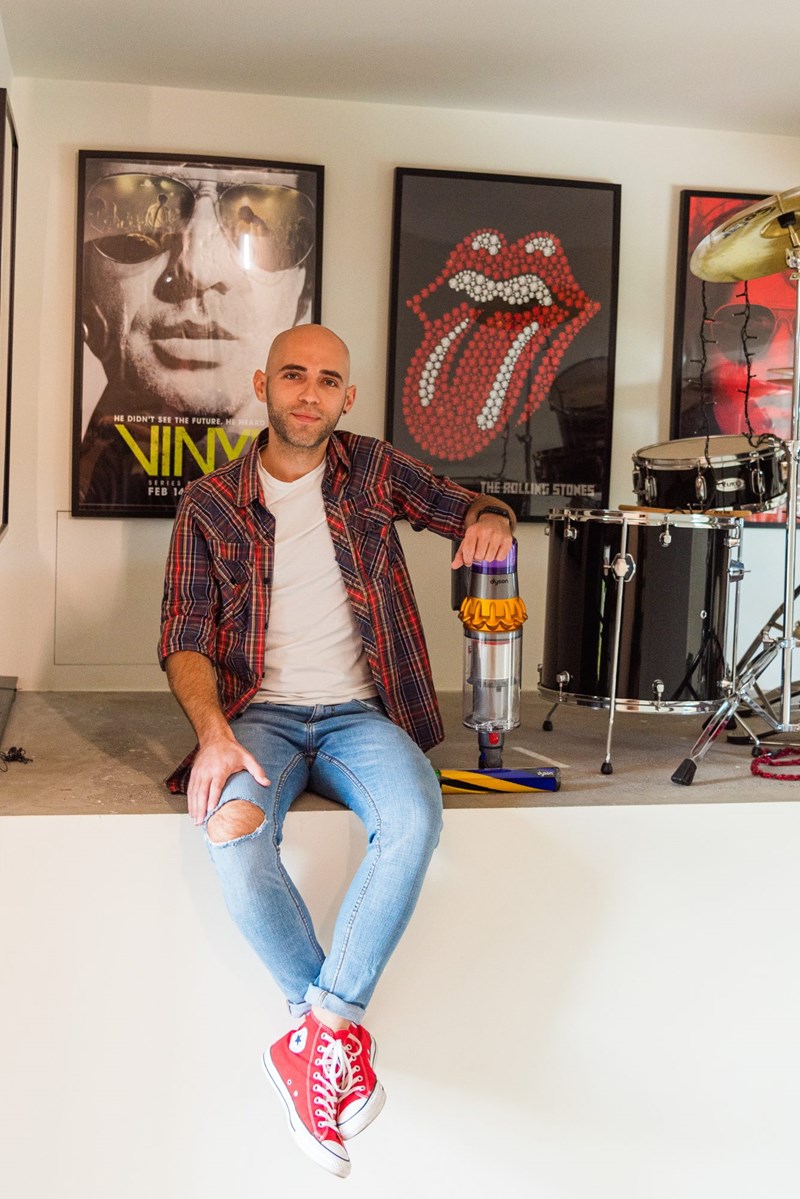 Η εργένικη ζωή έχει τη γλύκα της και... τα βάσανά της - εικόνα 1