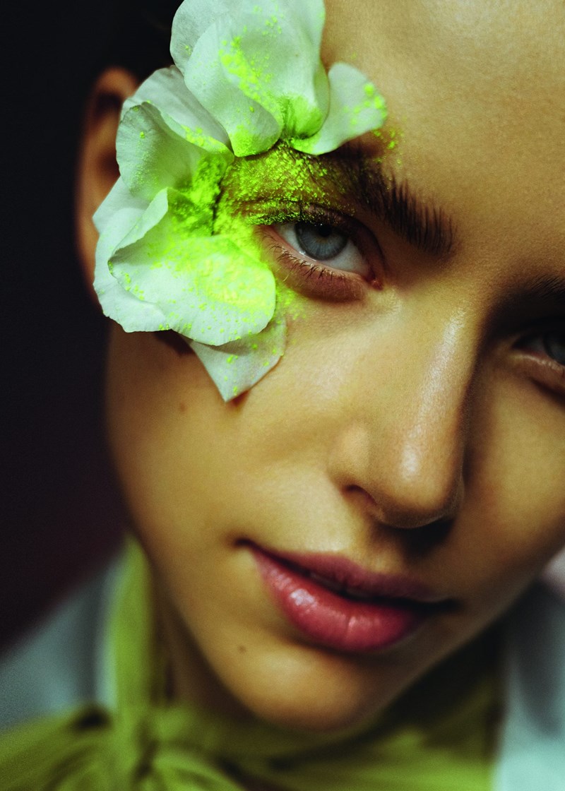 5 μακιγιάζ που θυμίζουν φθινοπωρινό μπουκέτο: Τα tips και τα πρϊόντα για να τα φτιάξεις στο πι και φι - εικόνα 3