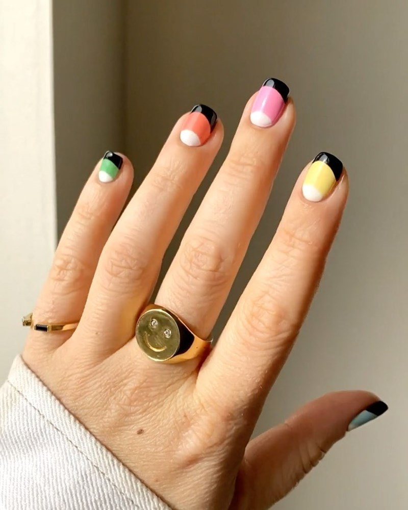 Colorful nails