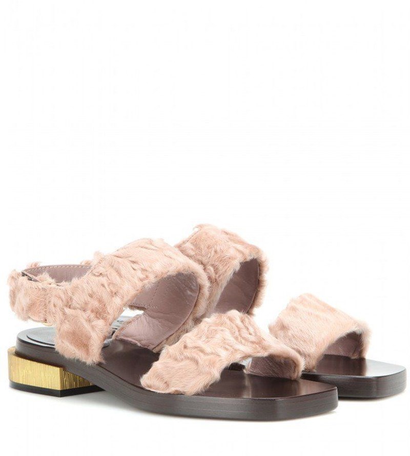 Με αυτό το shoe trend στην προσωπική συλλογή σου, τα βήματά σου θα γίνουν viral - εικόνα 2