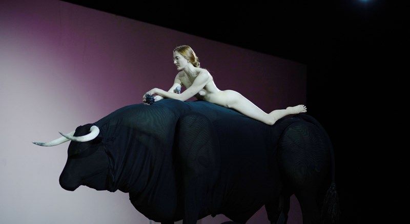 Breanna O’Mara: Η χορεύτρια της παράστασης Εγκάρσιος Προσανατολισμός του Δημήτρη Παπαϊωάννου μιλά στο ELLE - εικόνα 2