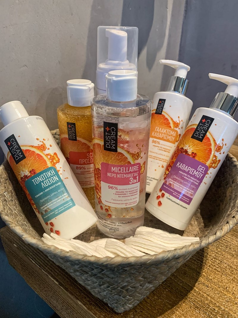 Καθαρισμός προσώπου: Τα προϊόντα που αξίζουν μια θέση στο νεσεσέρ σου - εικόνα 2