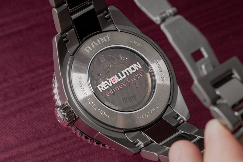 Το Captain Cook High-Tech Ceramic «The Pink Dial Project» - εικόνα 1