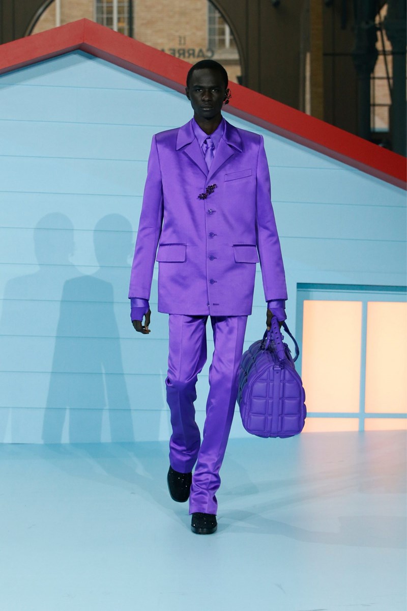 Louis Vuitton Men's Fall 2022: Το κύκνειο άσμα του Virgil Abloh - εικόνα 10