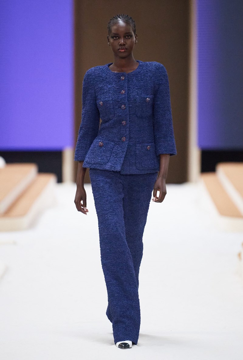 Chanel Couture SS22: Μια συλλογή υψηλής ραπτικής που τιμά την "αιθέρια ελαφρότητα" - εικόνα 6