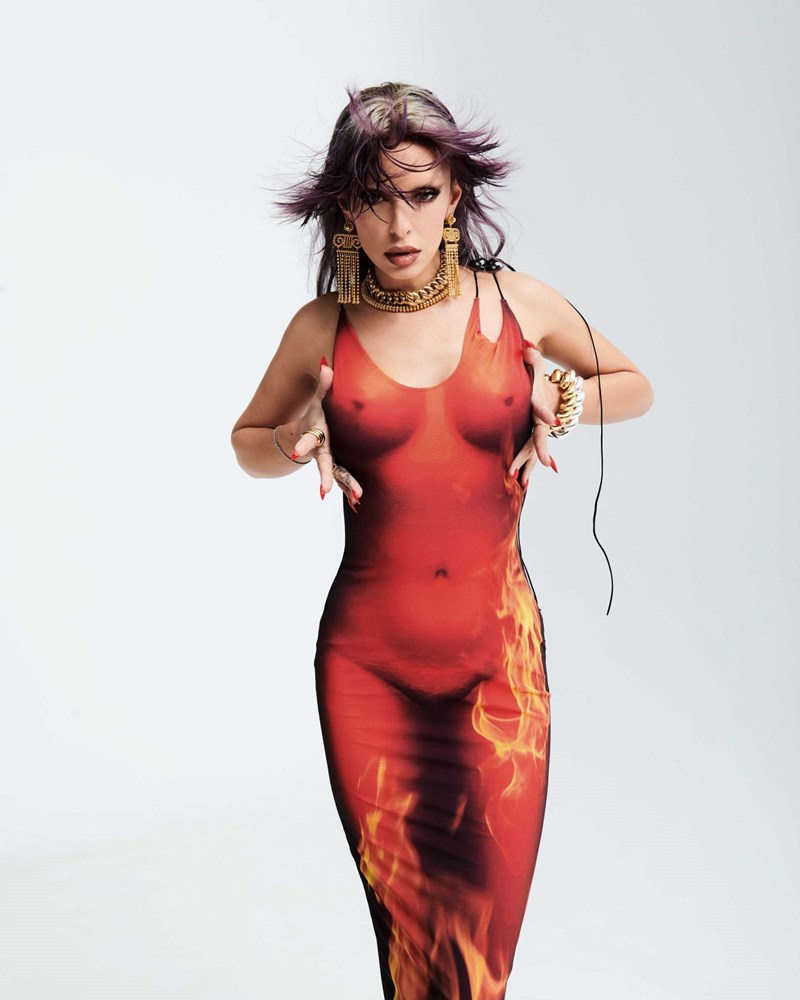 Η Ελένη Φουρέιρα εξομολογείται: «Έχω δουλέψει σε σουβλατζίδικο. 13 ετών μοίραζα φυλλάδια στον δρόμο» - εικόνα 2