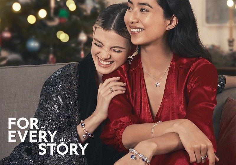 Pandora Moments Holiday Collection 2021: Μια πολυτελής συλλογή κοσμημάτων που υπόσχεται να απογειώσει κάθε look (γιορτινό και μη) - εικόνα 4