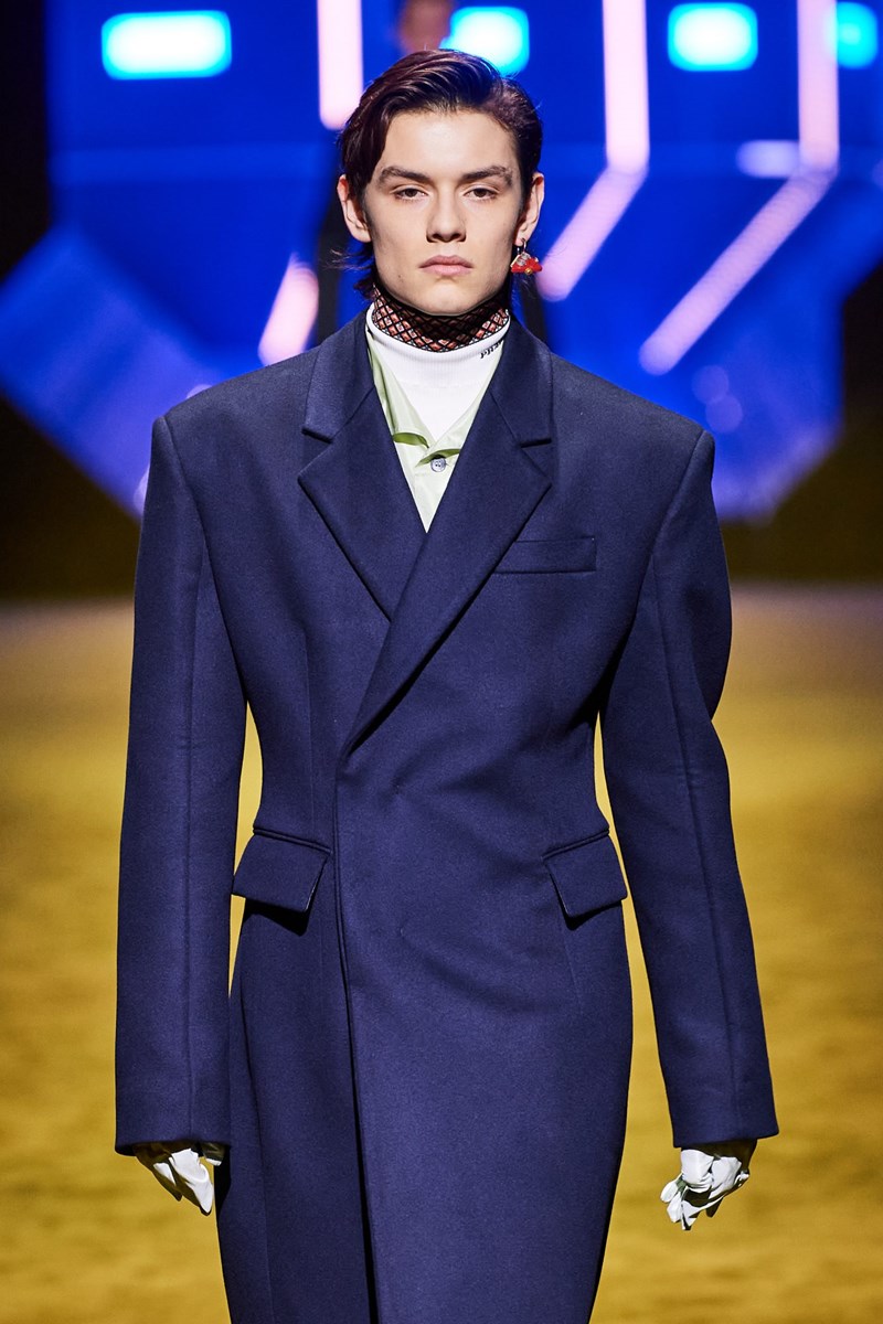 Men's Fashion Week AW22: Ο Jeff Goldblum και o Kyle MacLachlan περπάτησαν στο runway του οίκου Prada - εικόνα 2