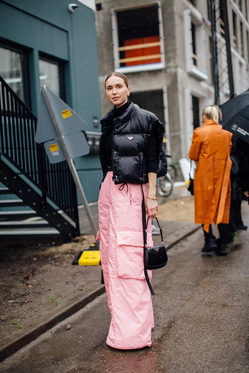Copenhagen Fashion Week: 20 street style looks που είναι το αντίδοτο στον μουντό καιρό - εικόνα 7