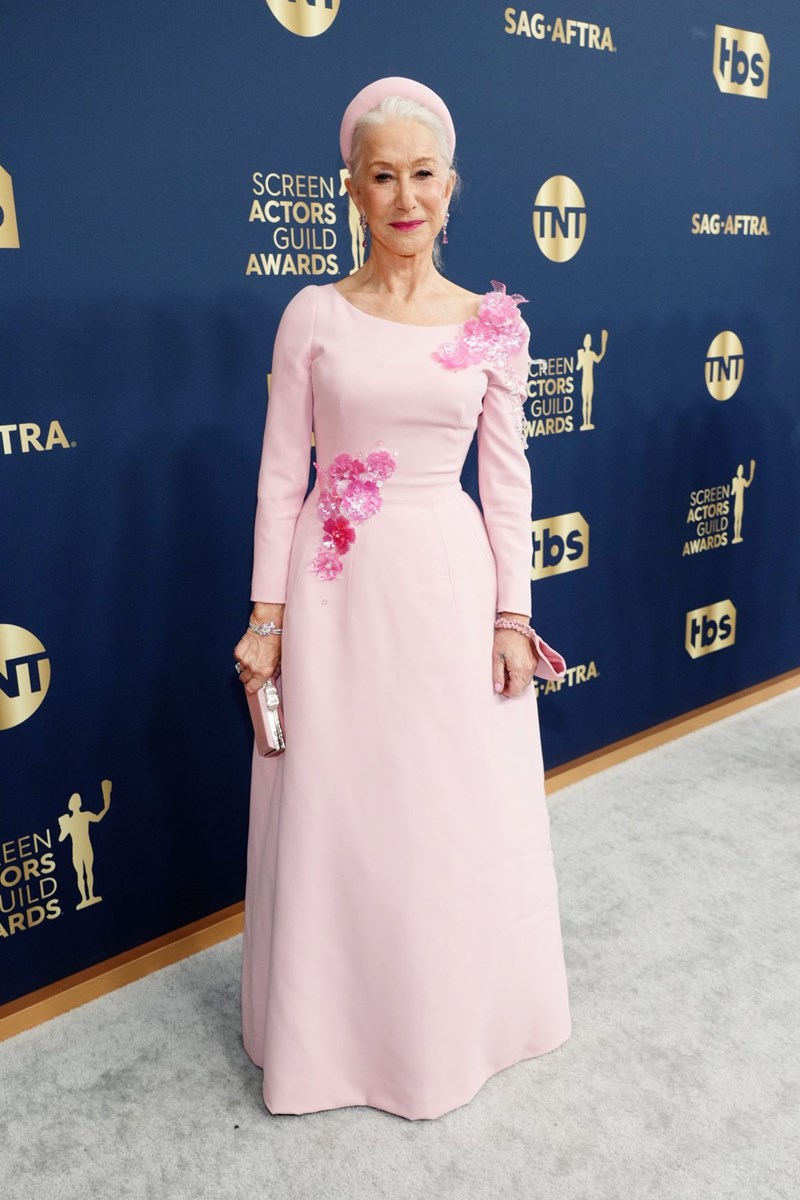 Βραβεία SAG 2022: Οι εμφανίσεις που μονοπώλησαν το ενδιαφέρον μας στο κόκκινο χαλί - εικόνα 6