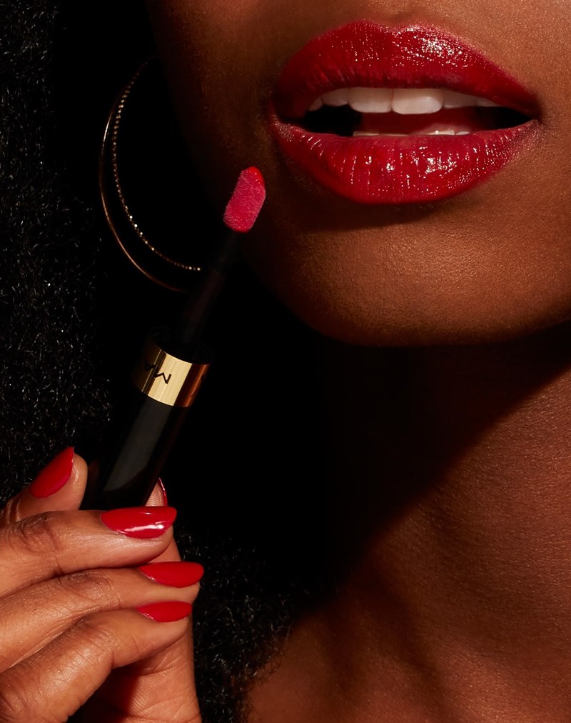 Infinite Love: Η Max Factor μας καλεί να γιορτάσουμε την «ανεξίτηλη αγάπη» - εικόνα 2