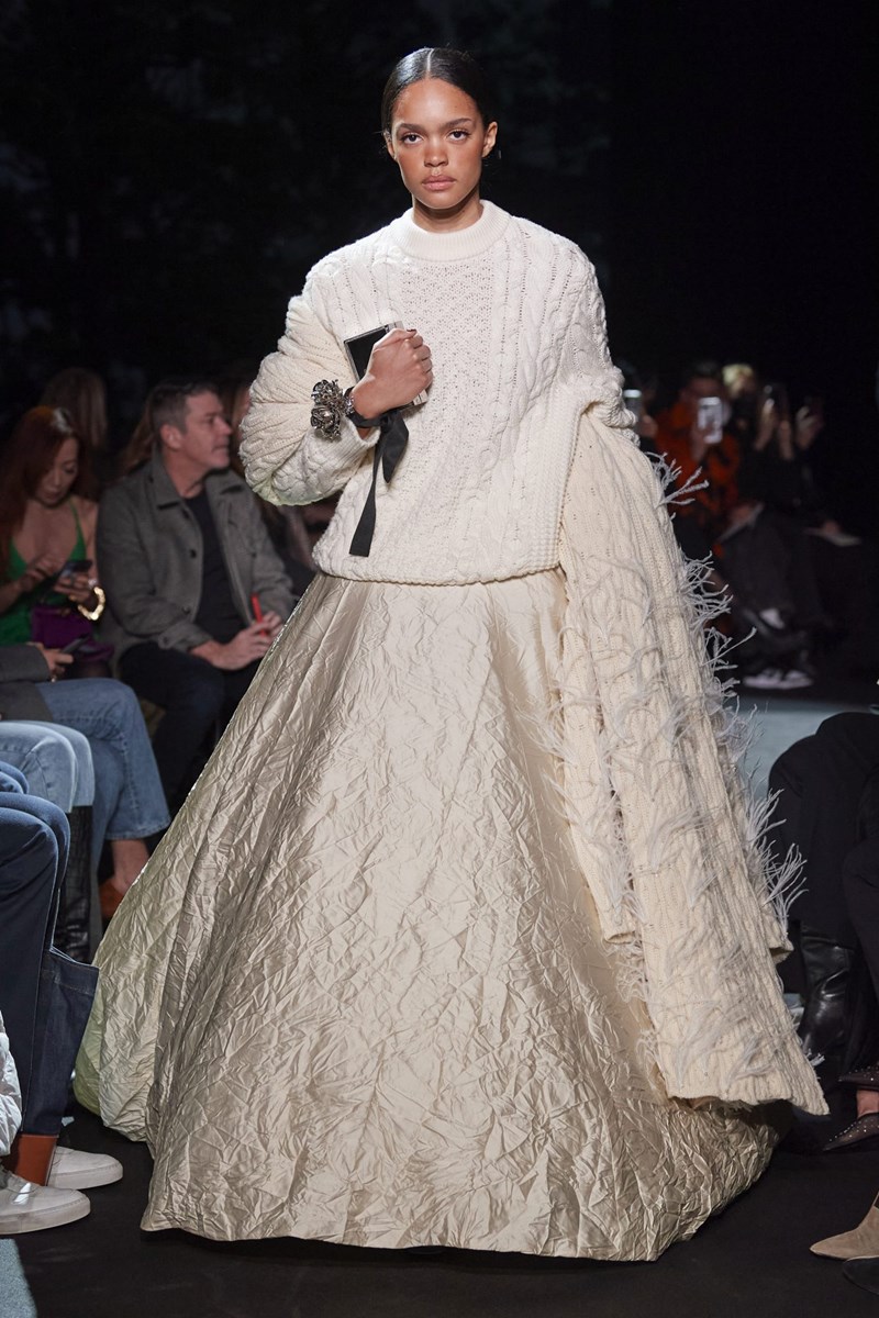 New York Fashion Week: Όλα όσα ξεχωρίσαμε στα runways της Νέας Υόρκης - εικόνα 14