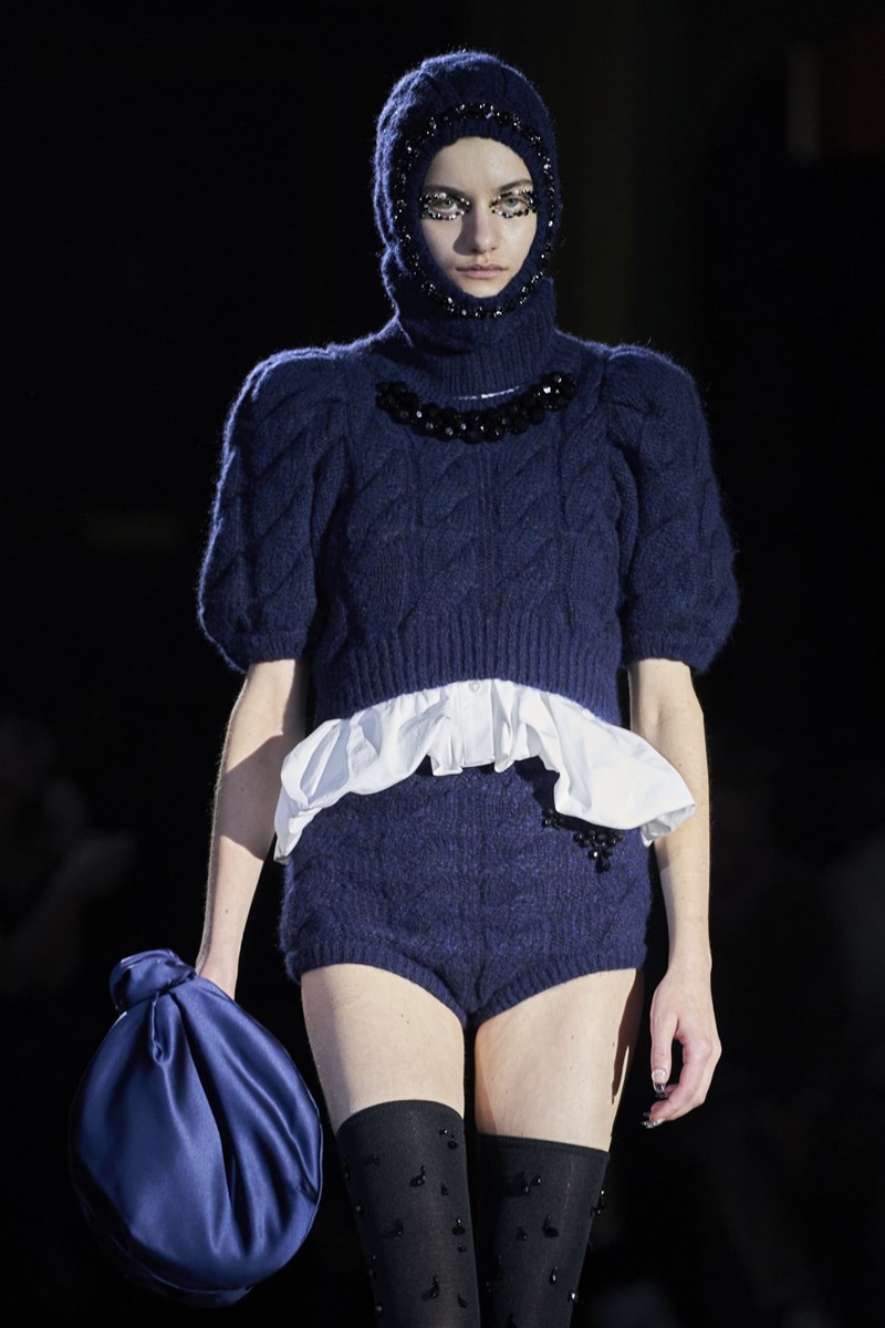 Εβδομάδα Μόδας Λονδίνου: Η αισθησιακή Nensi Dojaka, ο Richard Quinn και όλα όσα μαγνήτισαν την προσοχή μας στην LFW - εικόνα 4