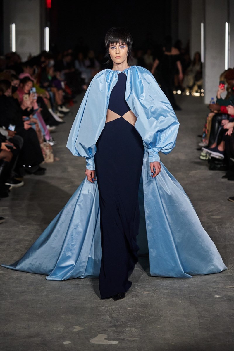 New York Fashion Week: Όλα όσα ξεχωρίσαμε στα runways της Νέας Υόρκης - εικόνα 6