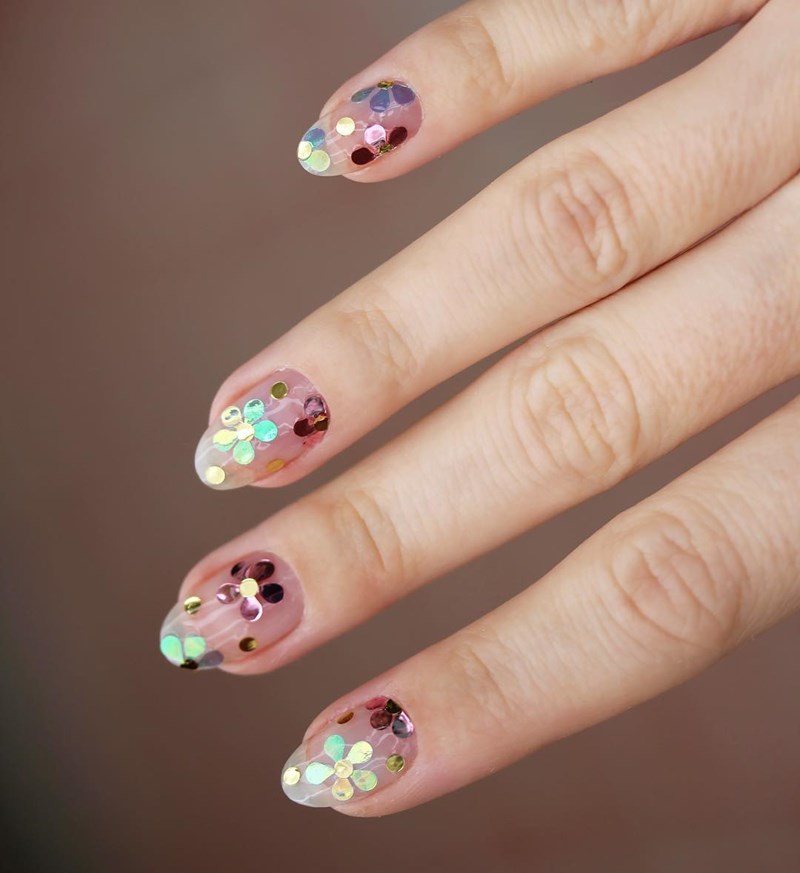 Spring Alert: Αυτά θα είναι τα manicure που θα επιλέξουμε τις πρώτες μέρες της άνοιξης - εικόνα 2