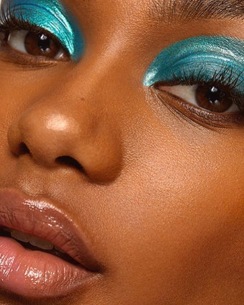 μεταλλική σκιά