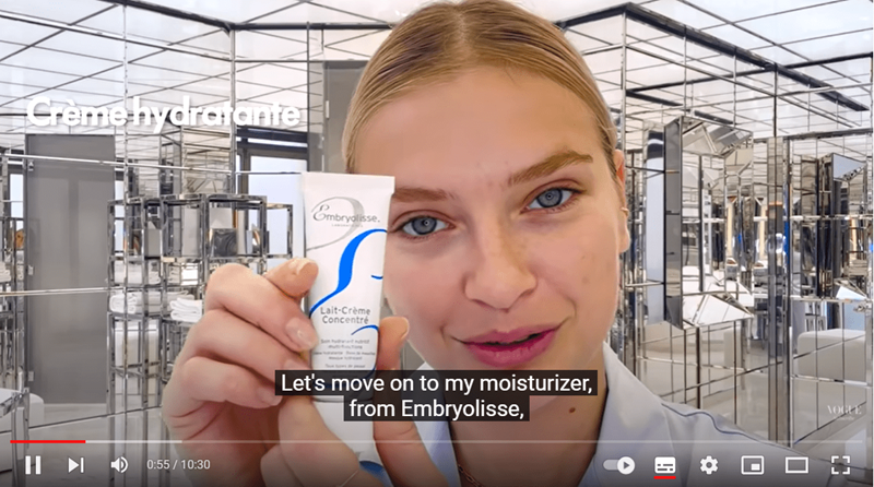 Οι πρωταγωνίστριες των «Emily in Paris» και «Euphoria» έχουν ένα κοινό beauty μυστικό. Ποιο είναι αυτό; - εικόνα 1