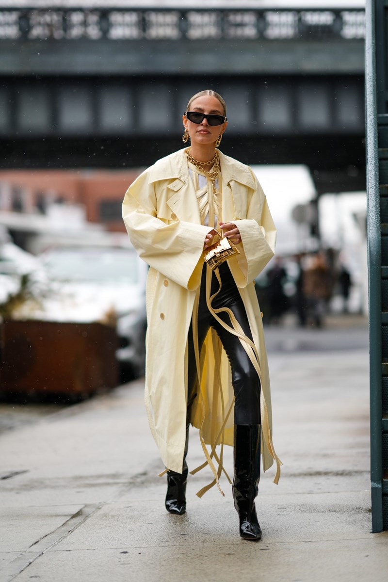 Το παντελόνι που φορούν όλες οι celebrities όταν βαριούνται τα jeans τους - εικόνα 3