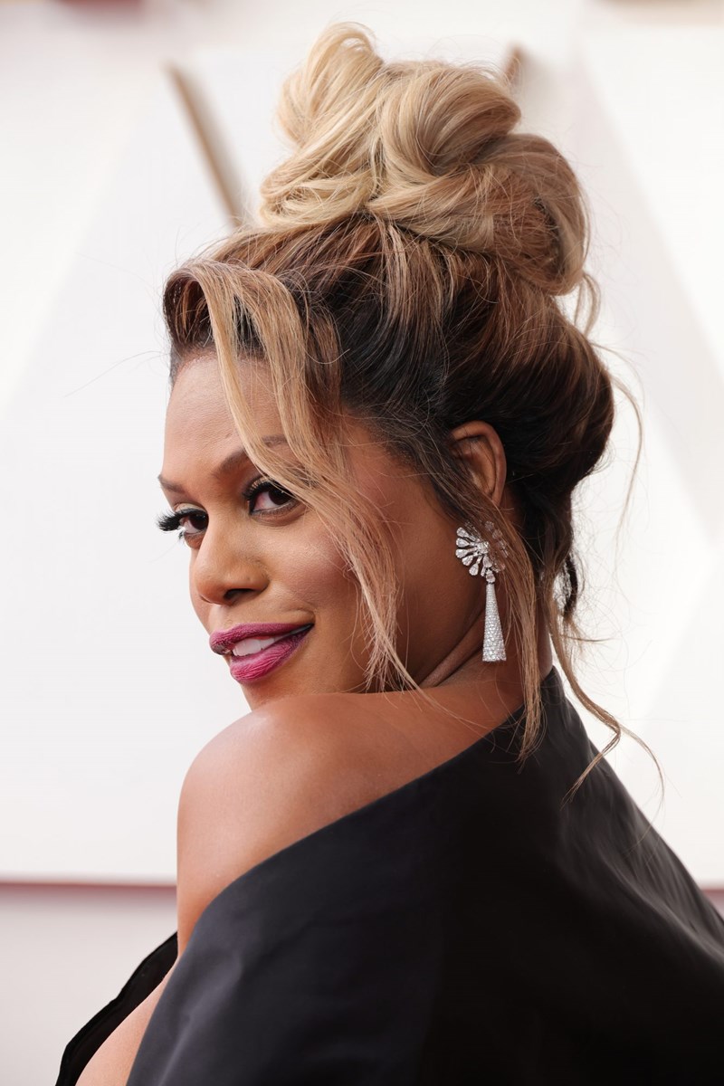 Oscars 2022: Αυτό ήταν το χτένισμα που είδαμε περισσότερο στο κόκκινο χαλί - εικόνα 7