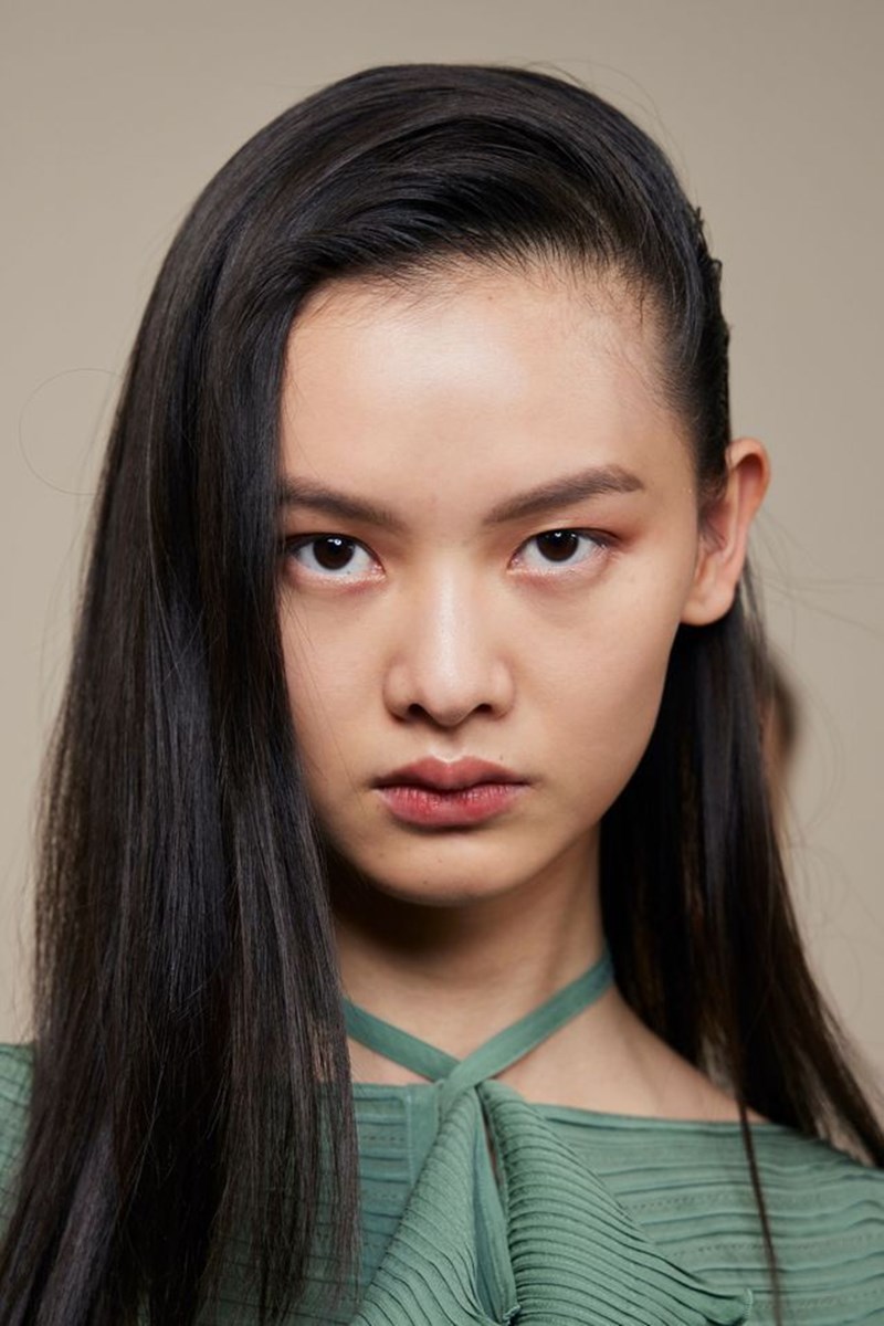 Τα hair-looks που ξεχωρίσαμε από την Εβδομάδα Μόδας στο Παρίσι - εικόνα 7