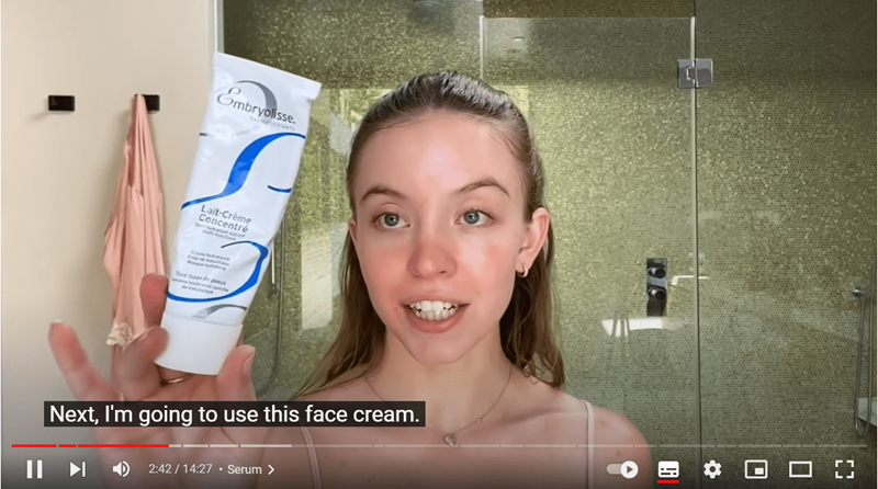 Οι πρωταγωνίστριες των «Emily in Paris» και «Euphoria» έχουν ένα κοινό beauty μυστικό. Ποιο είναι αυτό; - εικόνα 2