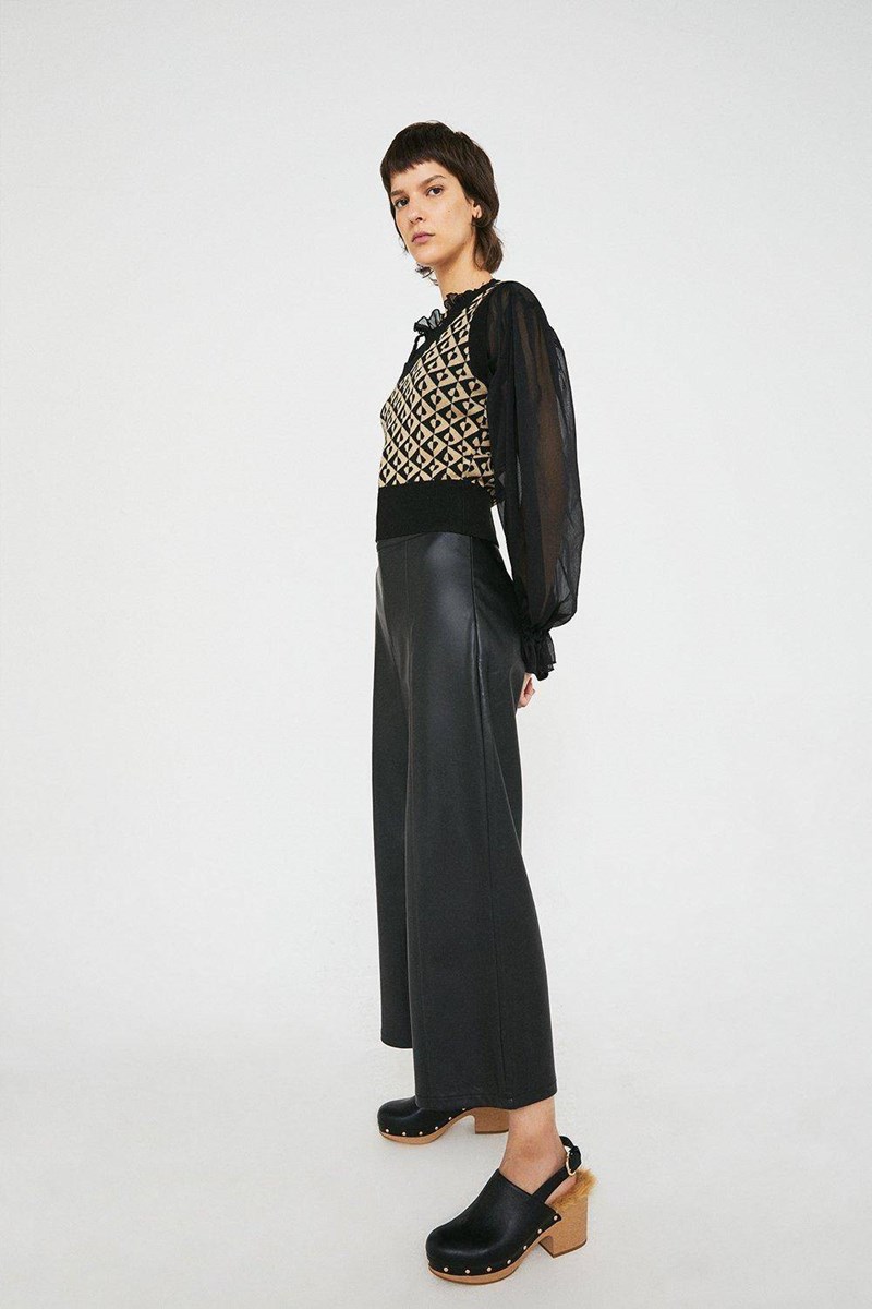 Το παντελόνι που φορούν όλες οι celebrities όταν βαριούνται τα jeans τους - εικόνα 11