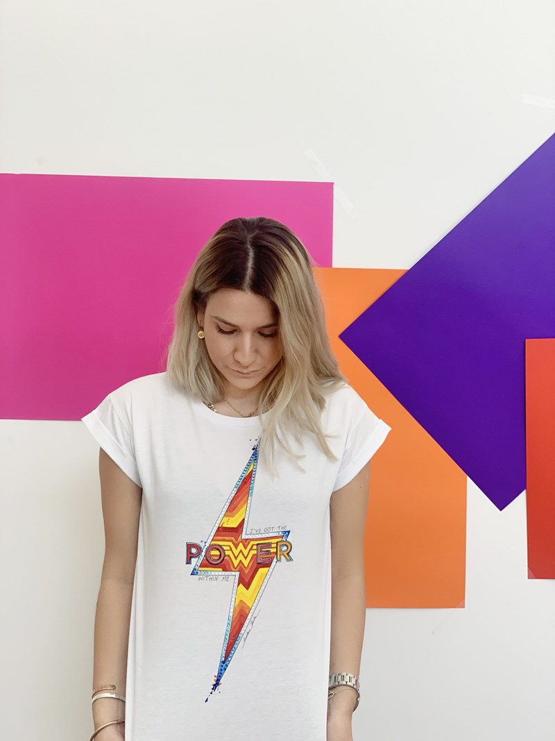 We Celebrate Women: Designers και καλλιτέχνες ζωγραφίζουν... την γυναίκα! - εικόνα 2