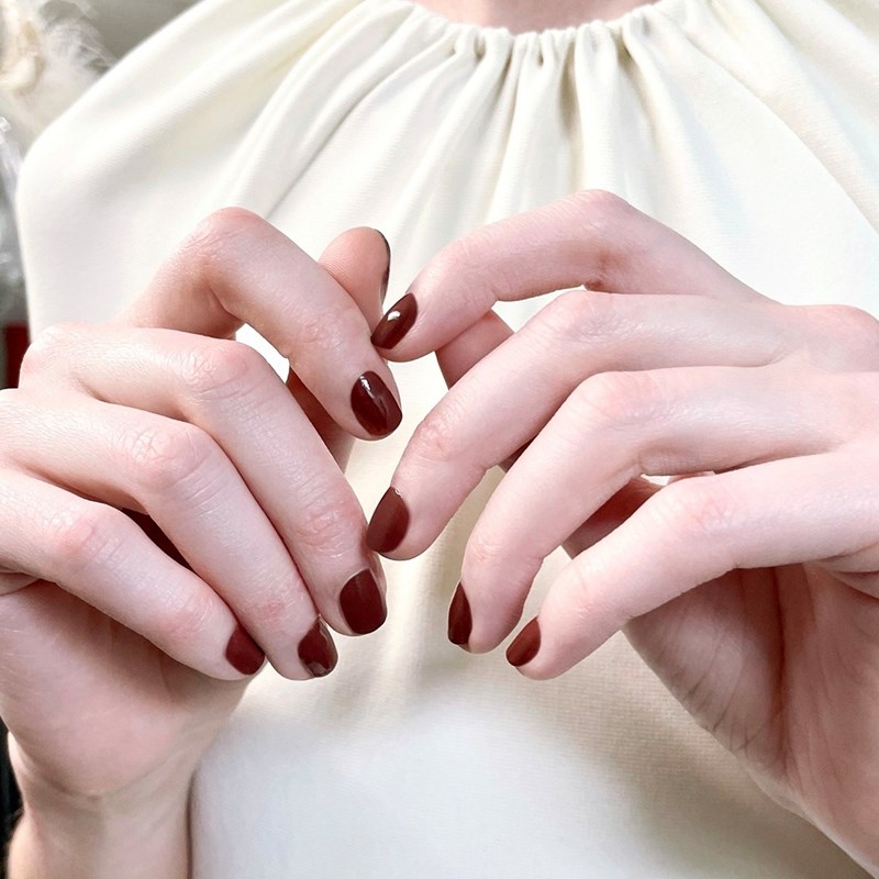 Brown Nails: 7 ιδέες για όσες λατρεύουν τα ουδέτερα χρώματα - εικόνα 4