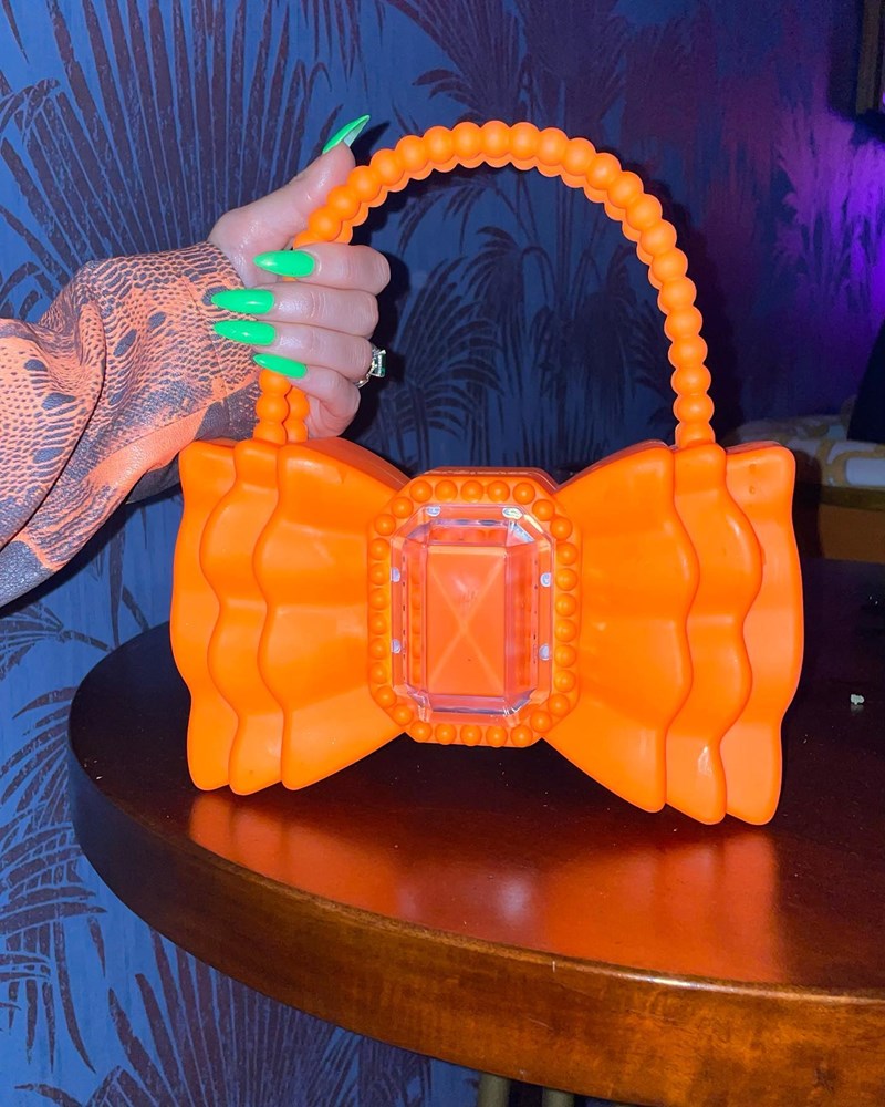 To χρώμα στο μανικιούρ που επιλέγουν όλες οι celebrities τώρα - εικόνα 3