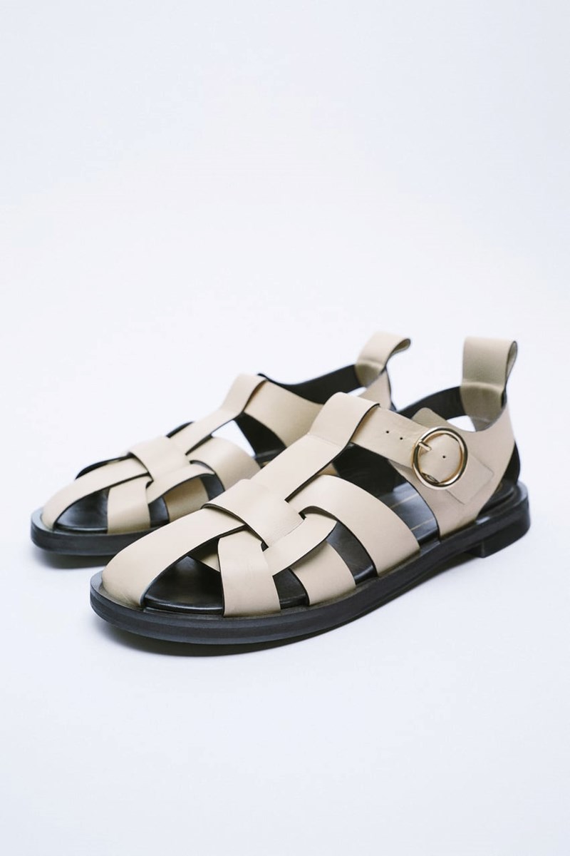 Ξέχνα τα μποτάκια! 10 shoe trends που θα φοράς καθημερινά από εδώ και πέρα - εικόνα 2