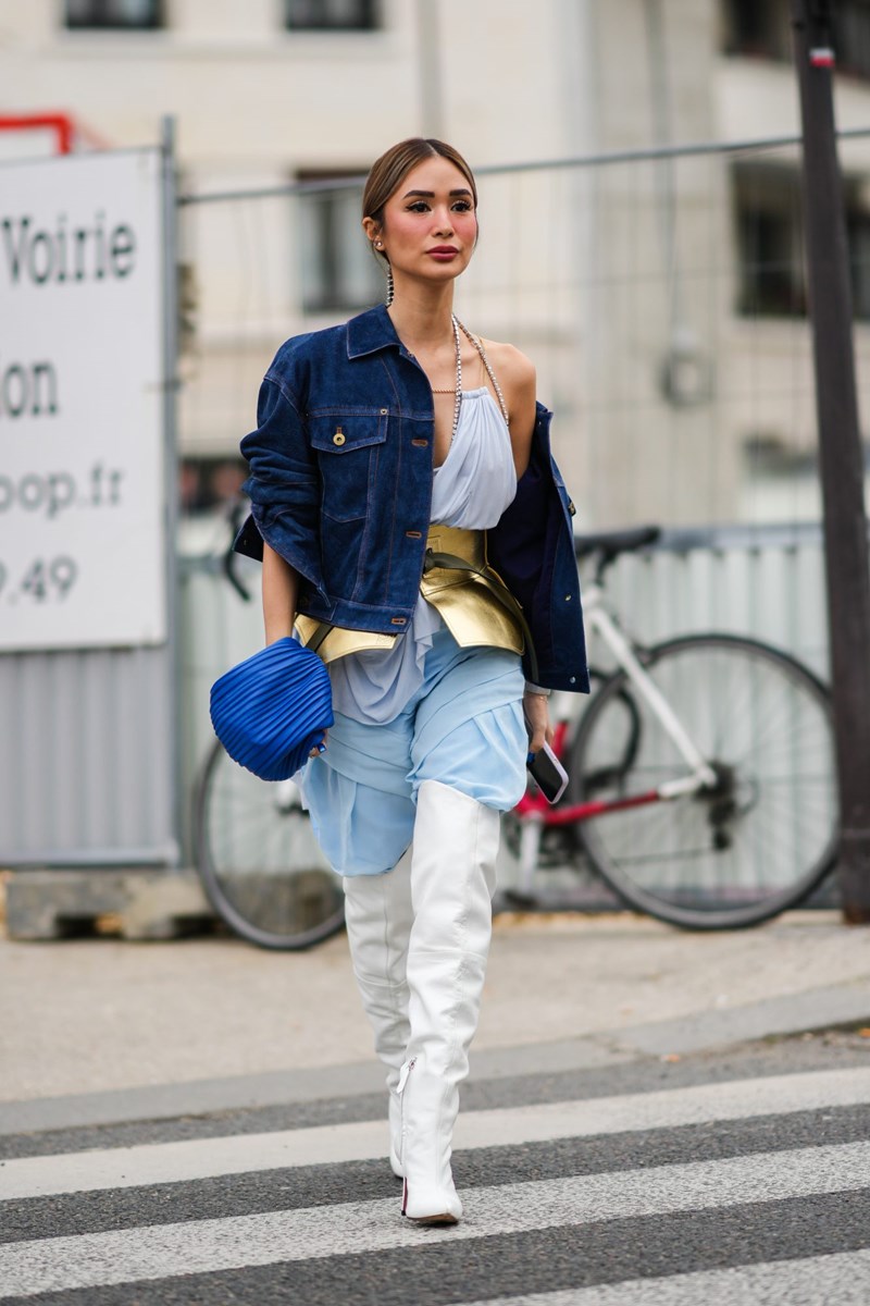 Όλες οι influencer φορούν κορσέδες. 20 look που θα σε πείσουν να ενδώσεις στο trend με τη vintage διάθεση - εικόνα 16