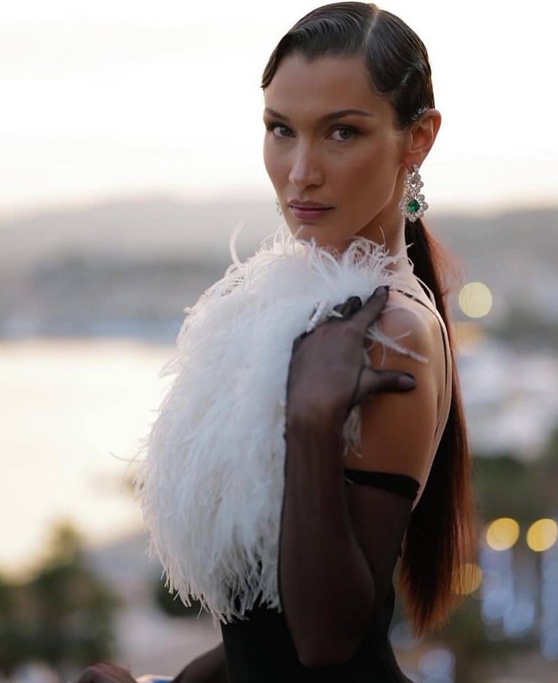 Παντρεύεσαι αυτό το καλοκαίρι; 6 υπέροχα bridal hairstyles, ιδανικά για μακριά μαλλιά - εικόνα 5