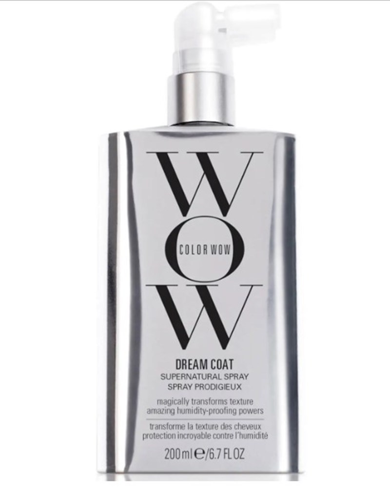 Glass Hair: Βρήκαμε το θαυματουργό spray που θα σου εξασφαλίσει extra λαμπερά μαλλιά - εικόνα 1