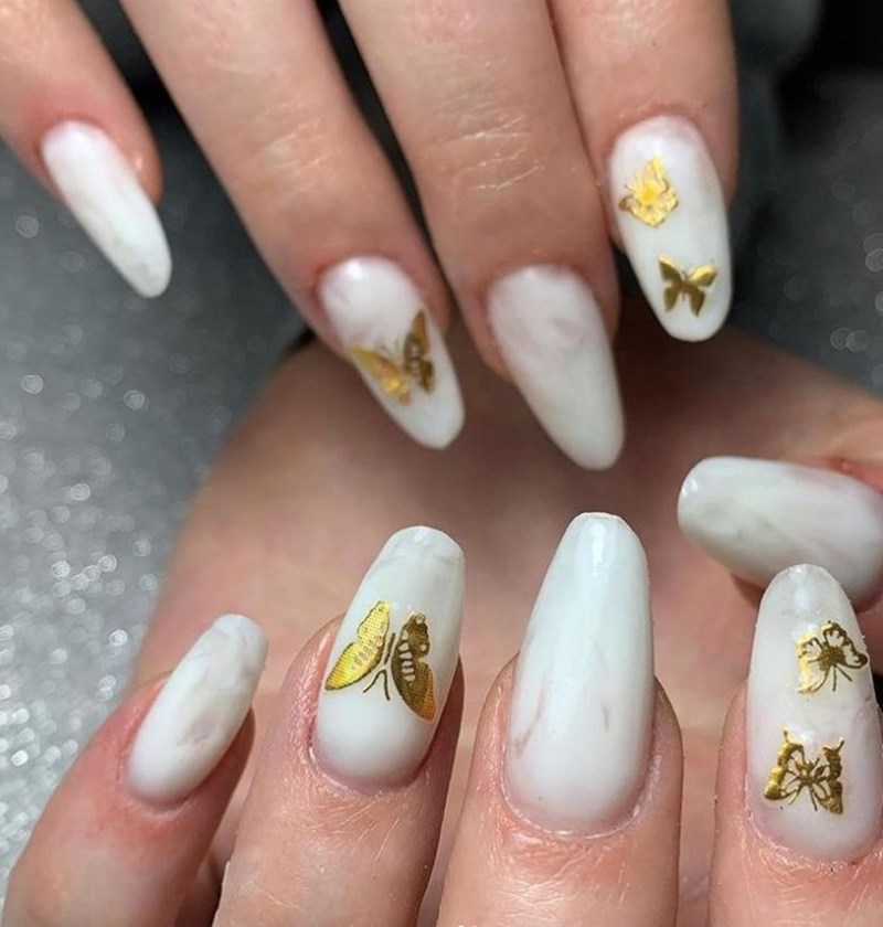Butterfly Nails: Όταν οι πεταλούδες καταλαμβάνουν τα καλοκαιρινά μανικιούρ μας - εικόνα 2
