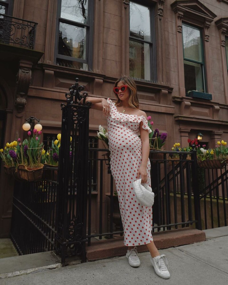 Έγκυος μέσα στο καλοκαίρι; Έτσι θα δημιουργήσεις τα πιο ωραία looks - εικόνα 1