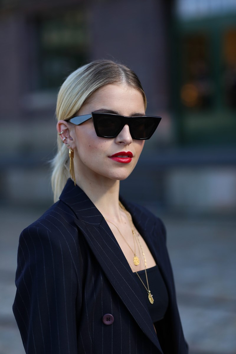 Τα γυαλιά ηλίου που θα είναι για πάντα στην μόδα, έχουν αυτό το κοινό χαρακτηριστικό - εικόνα 2