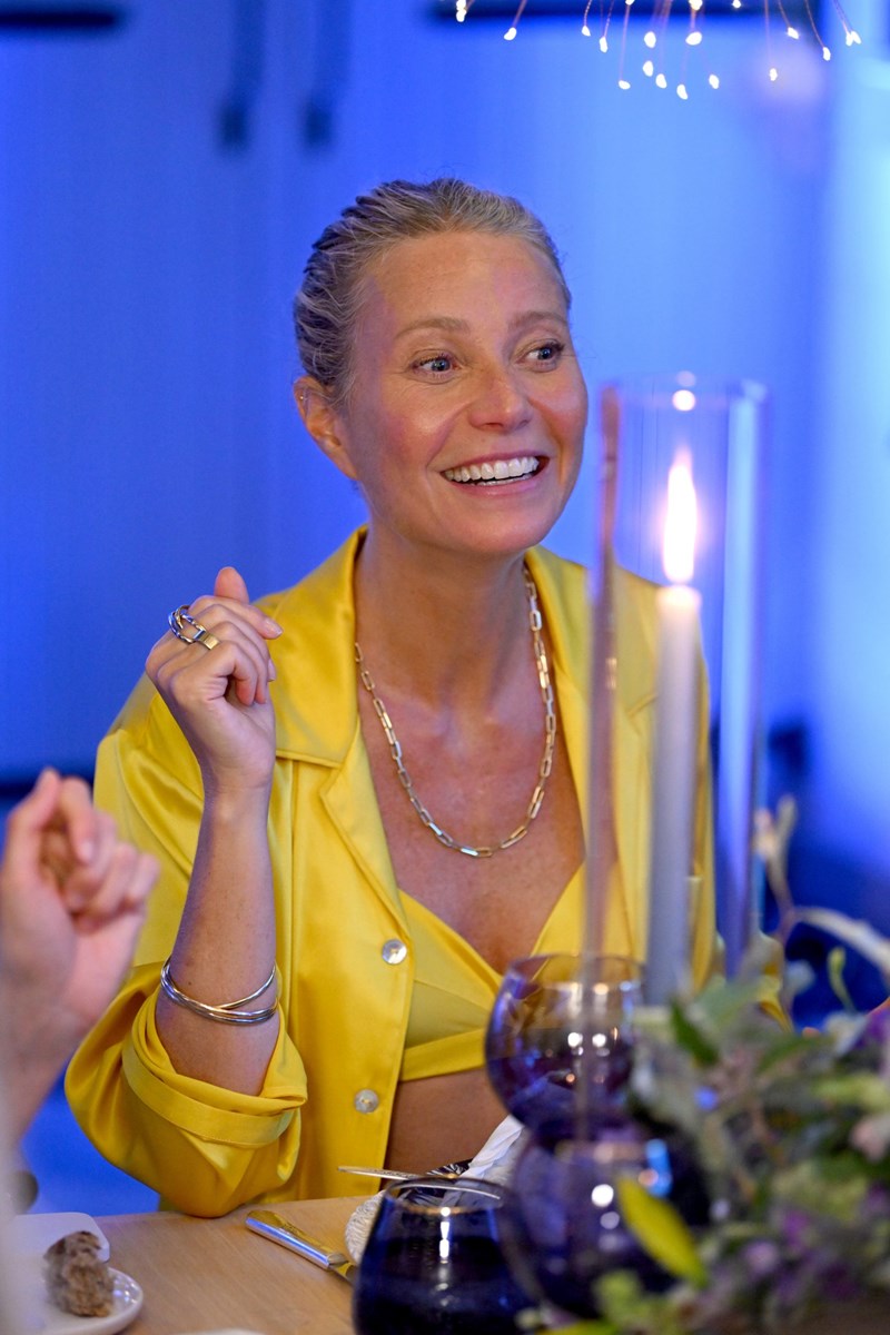 Είναι οκ να φοράμε τις πιτζάμες μας κι εκτός σπιτού και η Gwyneth Paltrow το επιβεβαιώνει με το πιο effortlessly chic look - εικόνα 3