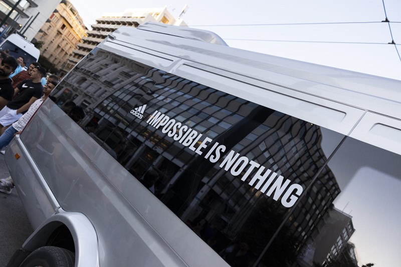 Impossible Is Nothing: Η adidas αναβίωσε την ιστορική στιγμή του Μαραθωνοδρόμου Κωνσταντίνου Γκελαούζου στο Παναθηναϊκό Στάδιο - εικόνα 2